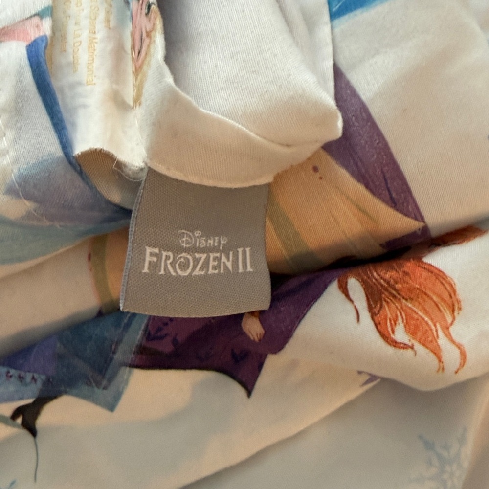 Disney Frozen Full Sized Sheet Set - Picture 2 of 3